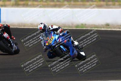 media/Jun-07-2025-TrackDaz (Sat) [[4413525952]]/A Group/1pm (Turn 1)/